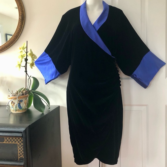 Flora Kung 80’s Velvet Wrap Dress - Picture 3 of 8
